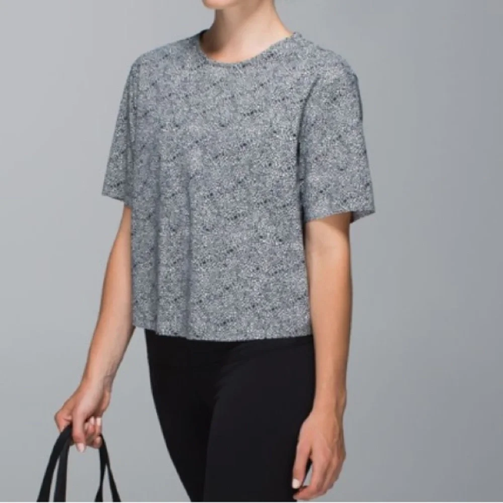 Lululemon good to go tee